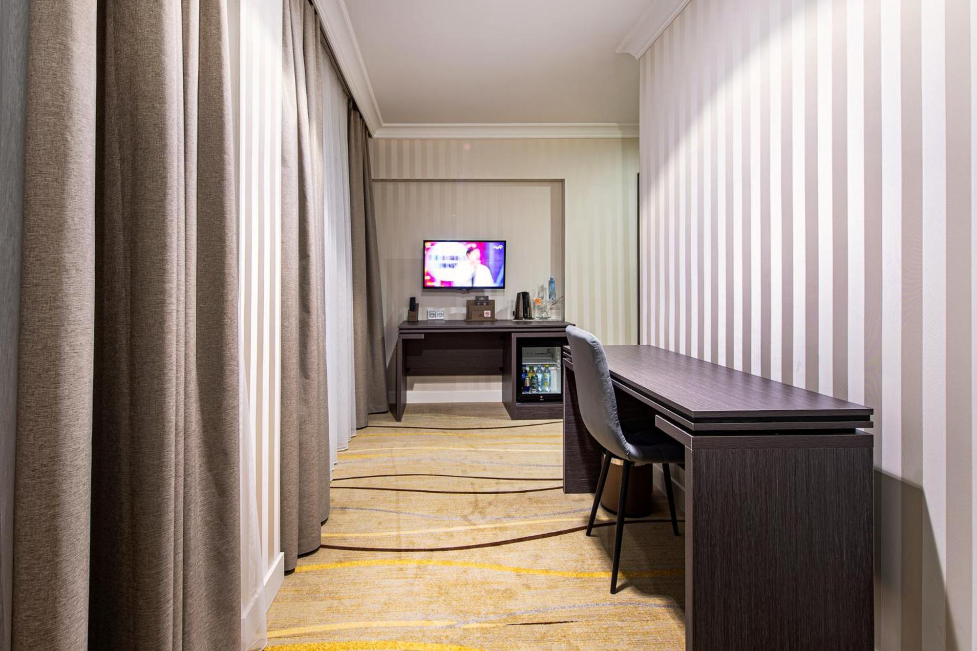 Shymkent Grand Hotel المظهر الخارجي الصورة