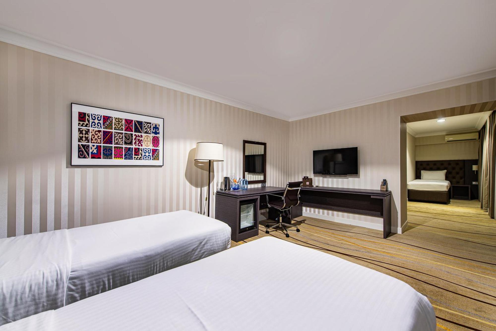 Shymkent Grand Hotel المظهر الخارجي الصورة