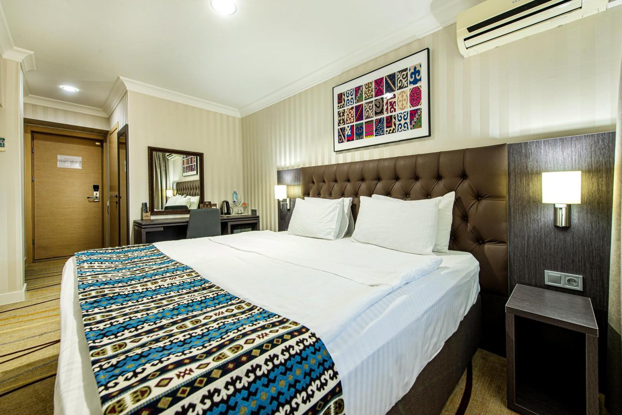 Shymkent Grand Hotel المظهر الخارجي الصورة