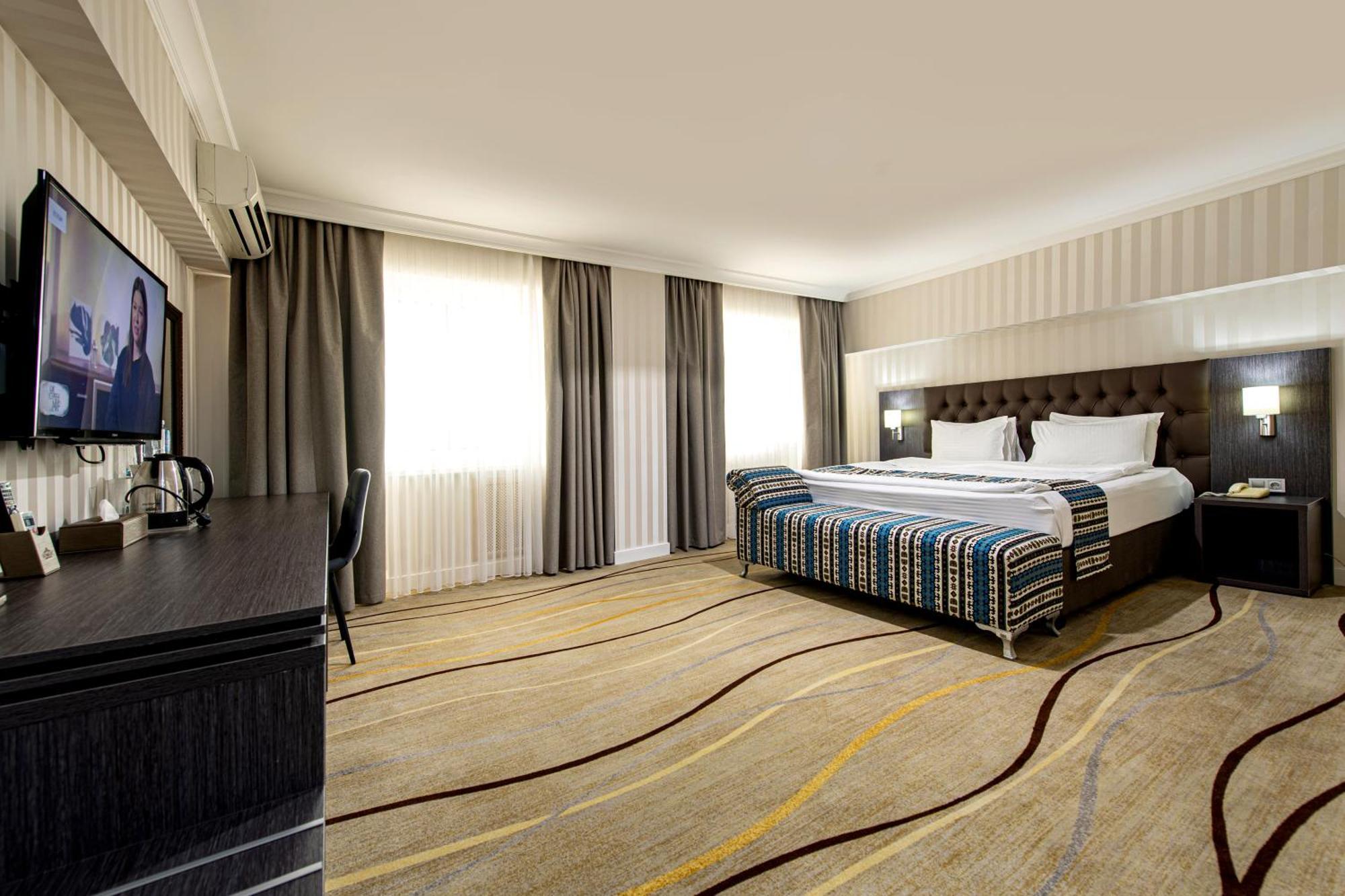Shymkent Grand Hotel المظهر الخارجي الصورة